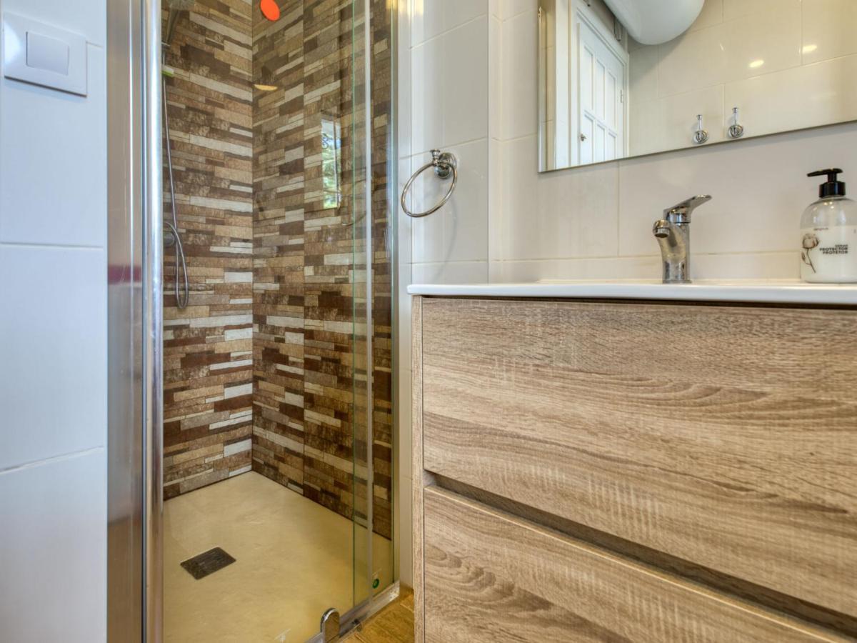 Albaranas By Interhome